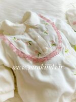 سرهمی نوزادی سه تکه مخملی گل بهار برند ترک Ari babyرنگ حاشیه کالباسی - تصویر 2