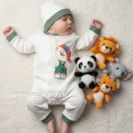 سرهم سه تکه تدی کلاه به سر😍