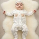 سرهمی جوراب دارتی پرطرفدار به‌همراه کلاه دلبرش 😍