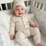 سرهمی به همراه کلاه نوزادی پسرانه طرح خرس (فاق بازشو)