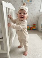 سرهمی به همراه کلاه نوزادی پسرانه طرح خرس (فاق بازشو) - Image 2