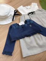 سه تیکه سارافون با ژاکت بافت و کلاه دخترانه - Image 5